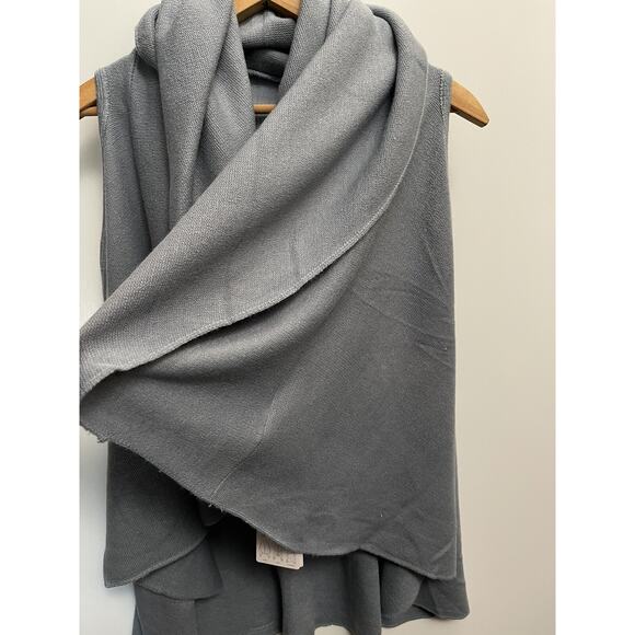 Look by M Everyday Cape Cardigan Blue Knit Casual One Size Fits Most - Picture 2 of 8